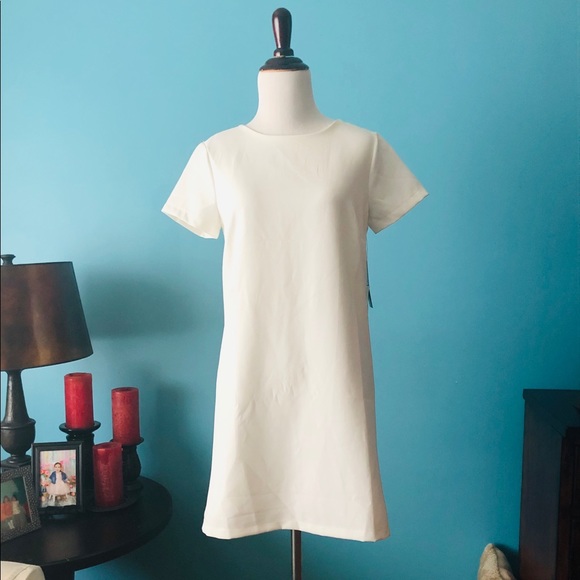 Dress - Picture 2 of 5